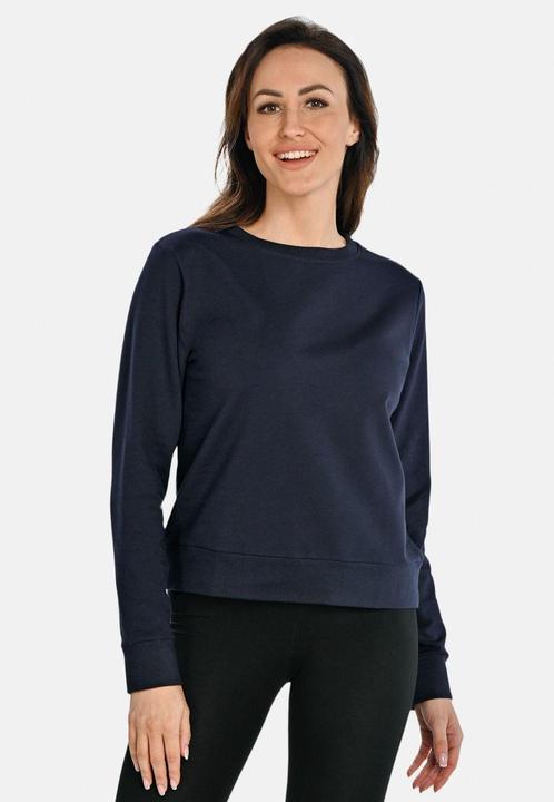 Produktbild Teyli Sweater model (L)