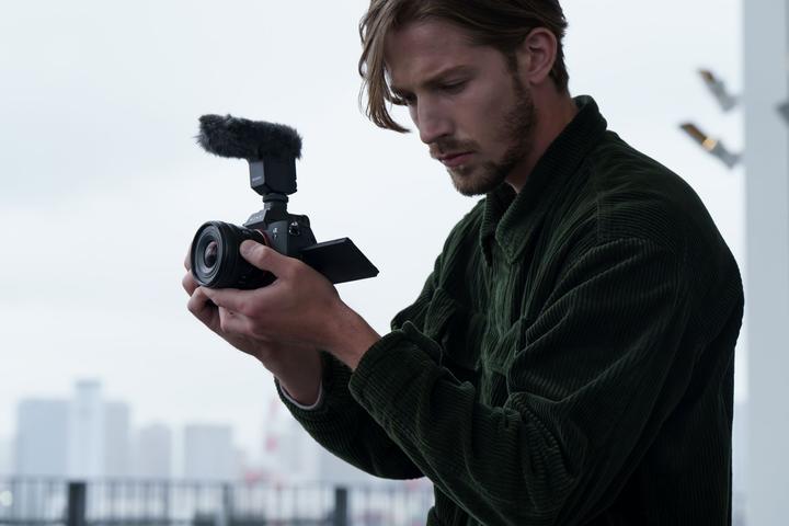 Actual product image Sony E PZ 10-20mm f/4 G (Sony E, APS-C / DX)