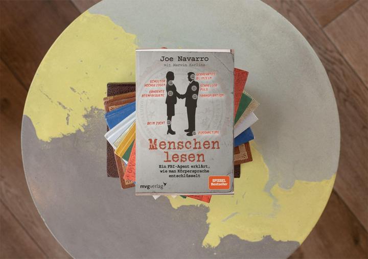 Produktbild Menschen lesen (Deutsch, Joe Navarro, 2010)
