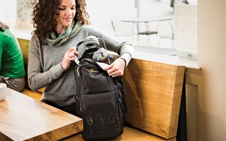 Actual product image Lowepro Fastpack BP 150 AW II (Photo backpack)