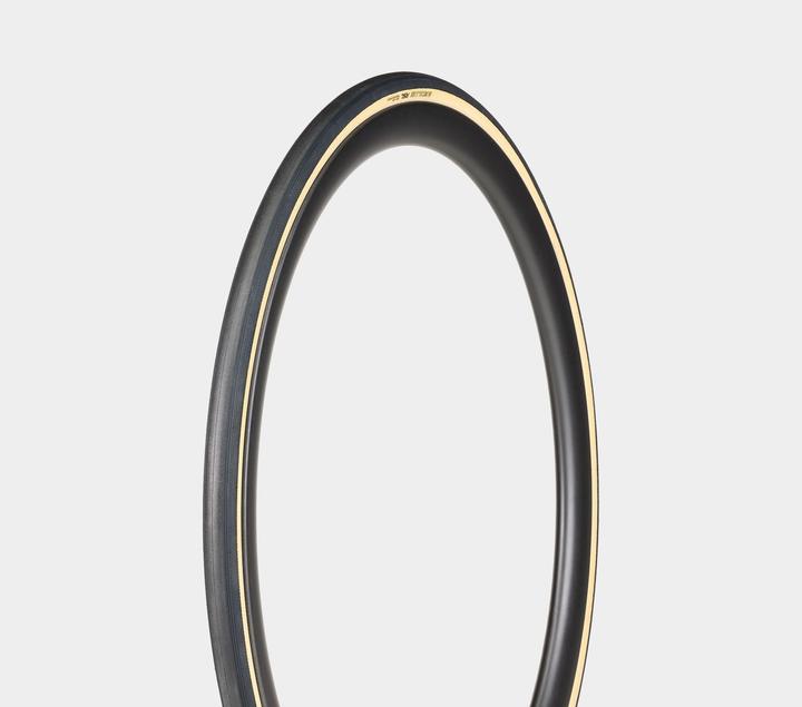Actual product image Bontrager Aeolus RSL TLR road bike tyre (30-622)
