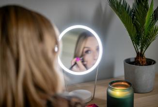 Produktbild Humanas HS-ML01 Makeup Mirror with LED Lighting USB (20 x 20 x 30 cm)