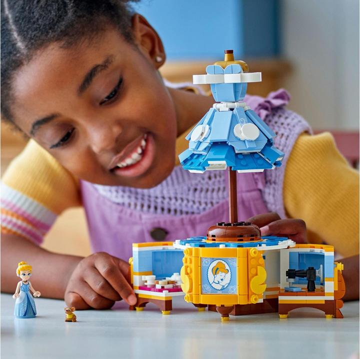 Image du produit LEGO La robe de Cendrillon (43266, LEGO Disney)