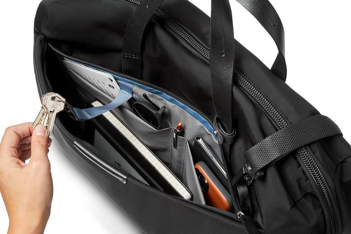 Actual product image Bellroy Flight Bag (28 l)
