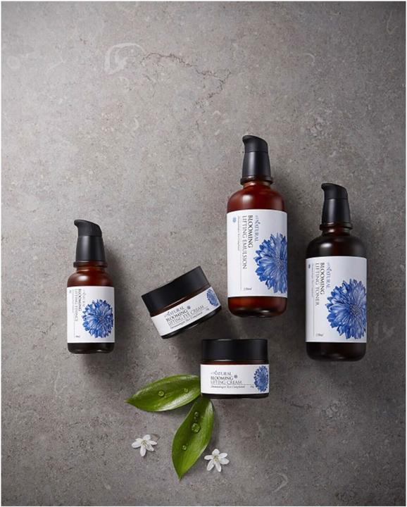 Produktbild All Natural Blooming Lifting Emulsion (130 ml, Gesichtsfluid)
