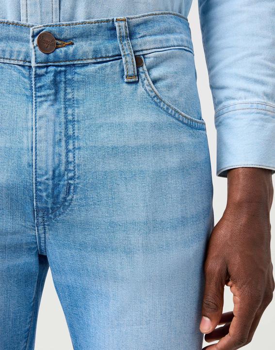 Actual product image Wrangler Jeans Larston (29)