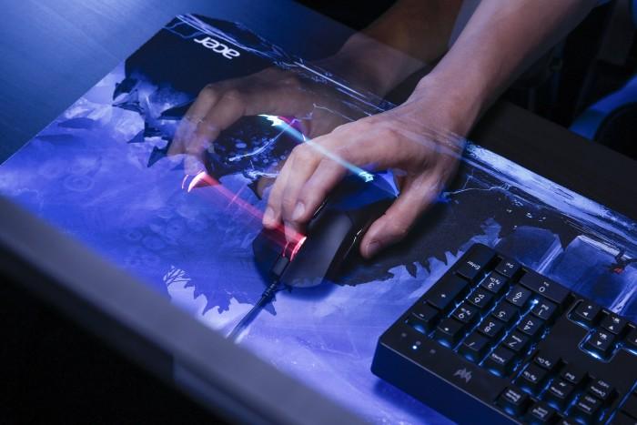 Actual product image Acer Predator Cestus 330 (Cable)