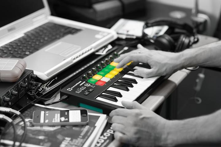 Produktbild novation LaunchKey Mini MKII (Keyboard)