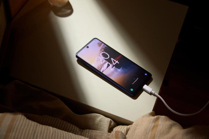 Immagine prodotto TCL 40 NXTPAPER BLU NOTTE 256GB (256 GB, Midnight Blue, 6.78", Doppia SIM, 50 Mpx, 4G)