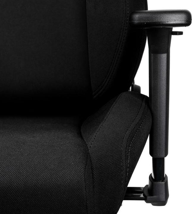 Actual product image Nitro Concepts S300