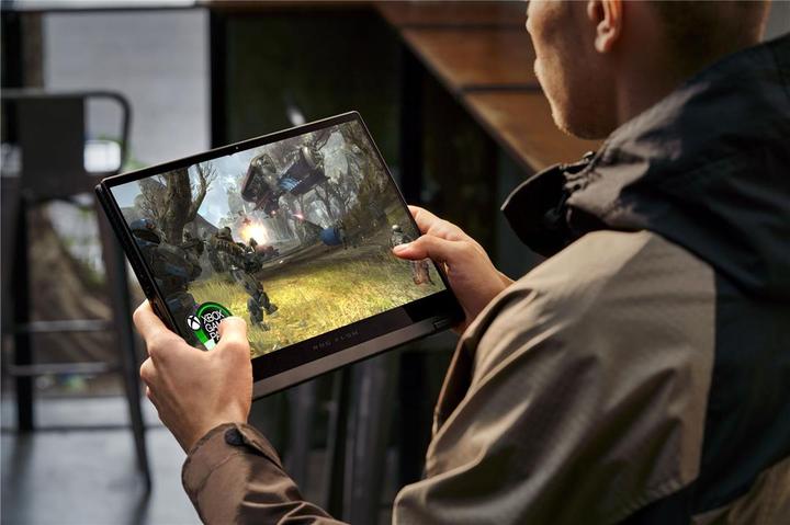 Produktbild ASUS ROG Flow X13 (13.40", AMD Ryzen 9 5900HS, 16 GB, 1000 GB, CH)