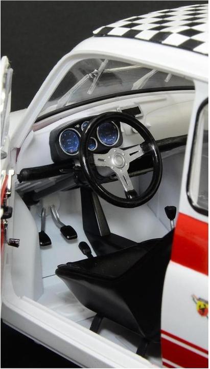 Image du produit 1:12 FIAT Abarth 695 SS/ Assetto Corsa