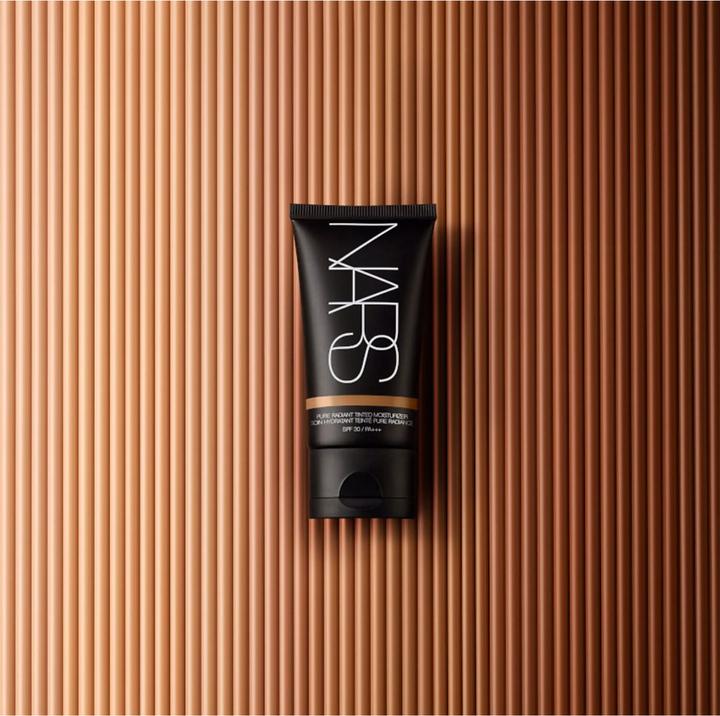 Image du produit NARS Cosmetics Hydratant teinté Pure Radiant (NORWICH)