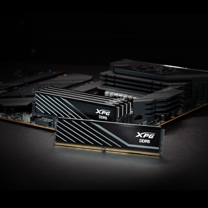 Actual product image Adata DIMM 32 GB DDR5-5600 (1x 32 GB) (black, AX5U5600C4632G-SLABBK, XPG Lancer Blade) (1 x 32GB, 5600 MHz, DDR5 RAM, DIMM)