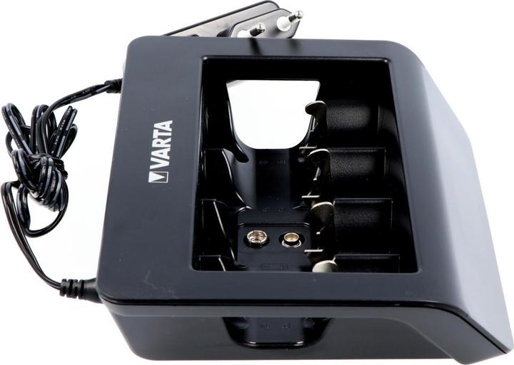 Produktbild Varta LCD Universal Charger+ (1 Stk., C, D, 9V Block, AA, AAA, Ladegerät ohne Akku)