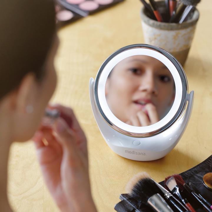 Image du produit Medisana CM 835 Miroir cosmétique 2en1, Ø 12 cm