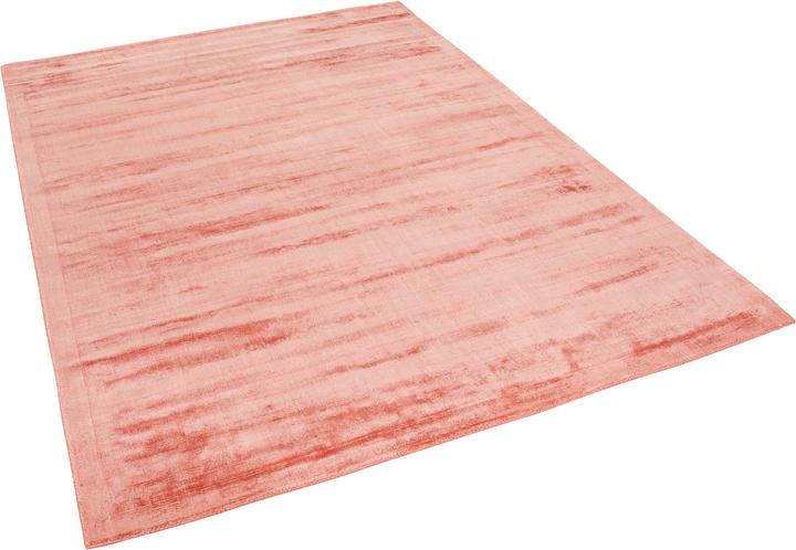 Dusky pink