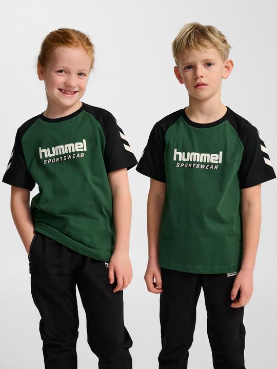 Produktbild hummel hmlJR LOGO T-SHIRT S/S (58, 59, 60, 62, 63, 64)