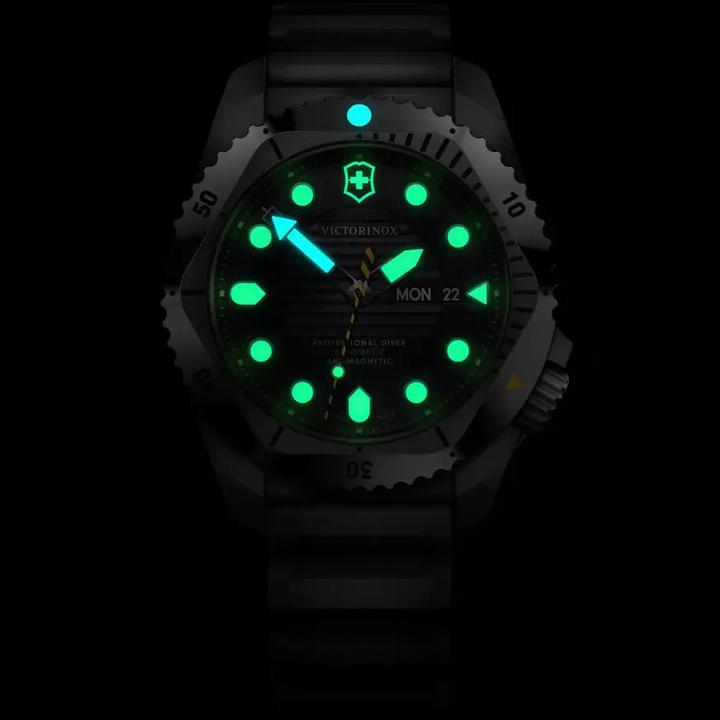 Immagine prodotto Victorinox Dive Pro Automatic (Orologio sub, 43 mm)