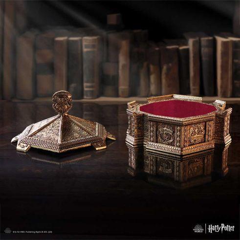 Actual product image Nemesis Now Harry Potter Hogwarts jewellery box