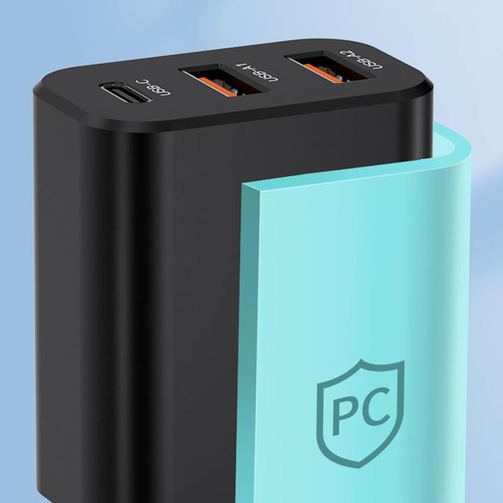 Actual product image Wozinsky Åadowarka sieciowa CWCUCB 30W USB-C / 2 x USB-A - czarny (30 W)