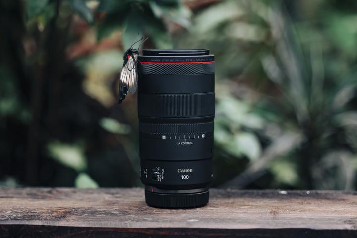 Actual product image Canon RF 100mm f/2.8L Macro IS USM (Canon RF, full size)