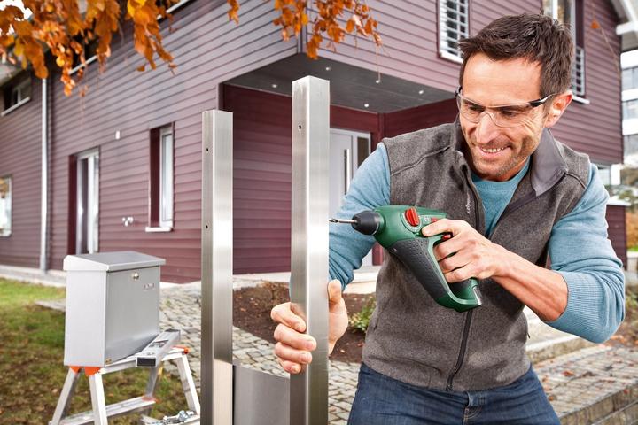 Actual product image Bosch Home & Garden Uneo 10,8 Li-2, 2 batteries (Rechargeable battery operated)