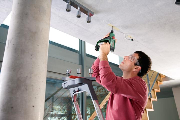 Actual product image Bosch Home & Garden Uneo 10,8 Li-2, 2 batteries (Rechargeable battery operated)