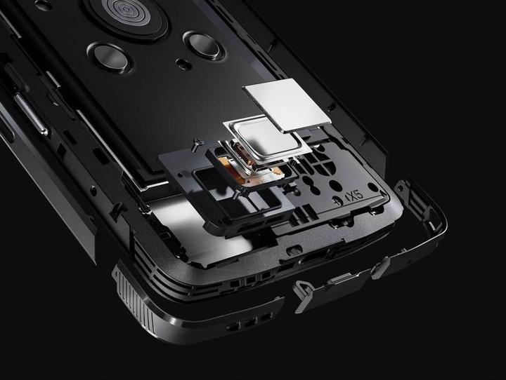 Actual product image Crosscall Stellar X5 (128 GB, Black, 6.50", Dual SIM, 50 Mpx, 5G)