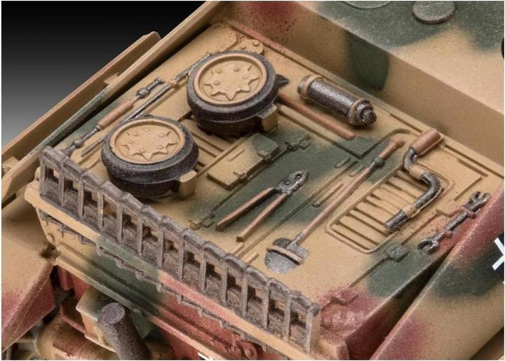 Actual product image Revell Model Set Sd.Kfz. 164 Nashorn
