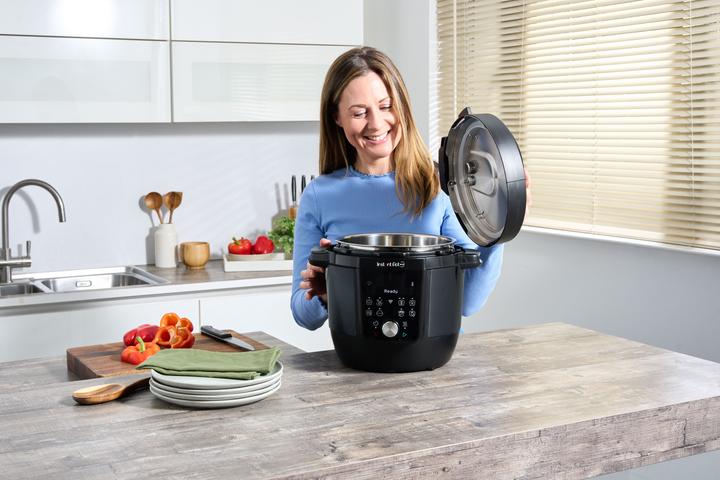 Actual product image Instant Pot Plus EU (EU plug)