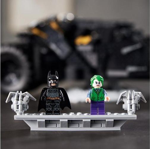 Image du produit LEGO Batmobile Tumbler (76240, LEGO DC, LEGO difficiles à trouver)