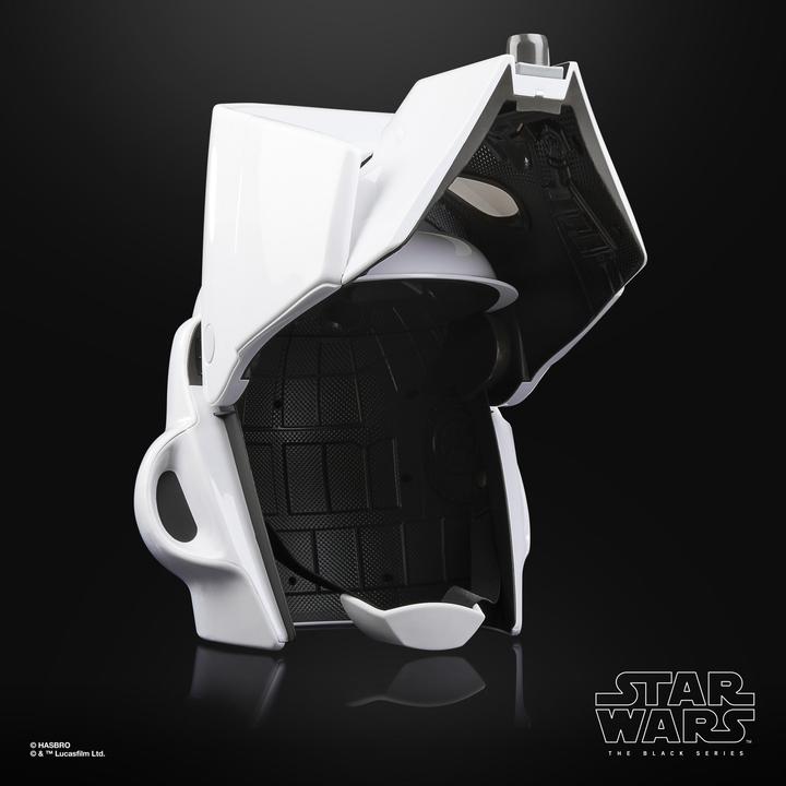 Produktbild Hasbro Star Wars Black Series elektronischer Helm Scout Trooper