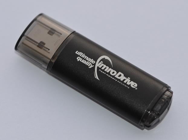 Produktbild IMRO BLACK/16G USB USB flash drive 16 GB USB Type-A/Lightning 2.0 - 16 GB (16 GB, USB 2.0)