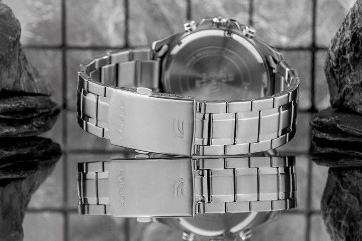 Actual product image Edifice Classic (Analogue wristwatch, 47 mm)