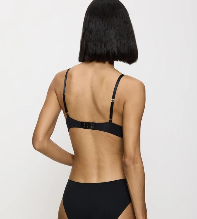 Image du produit Triumph Soutien-gorge à armatures Body Make-Up Essentials (95 D, Une unité par pack)