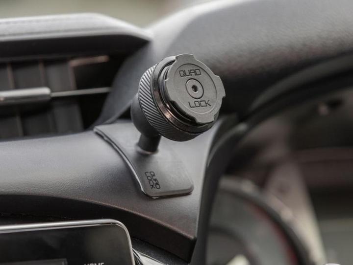 Image du produit Quad Lock Support adhésif pour tableau de bord Adhesive Dash / Console Car Mount