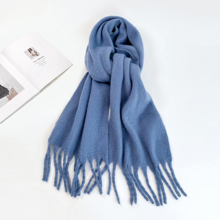 Image du produit Only-Bags.Store Couleur solide Peluche Chunky écharpe longue simple Grand épais gland écharpe hiver extérieur