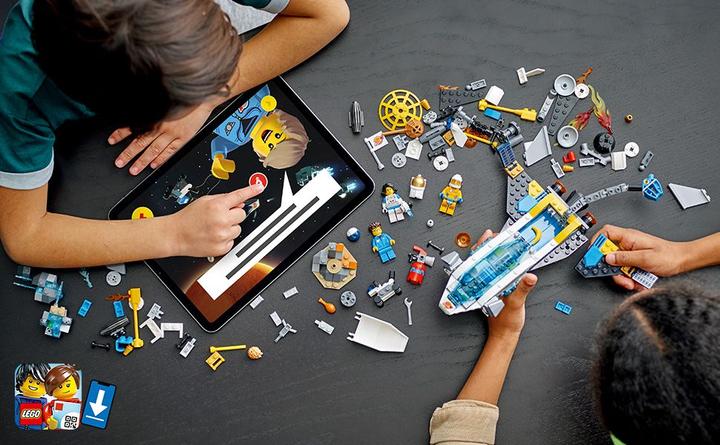 Produktbild LEGO Erkundungsmissionen im Weltraum (60354, LEGO City)