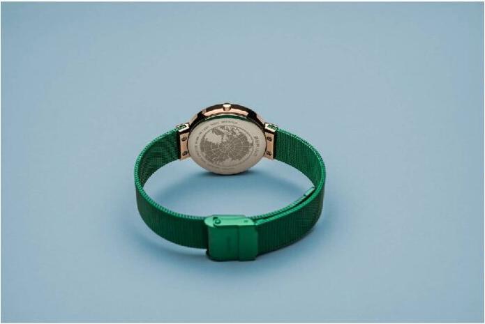 Actual product image Bering Classic (Analogue wristwatch, 31 mm)