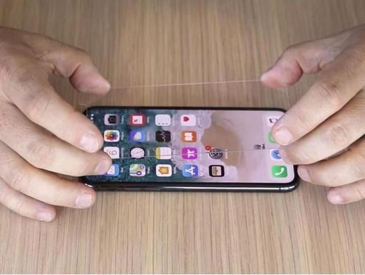 Produktbild Quad Lock Glass Screen Protector - Google Pixel 9 / 9 Pro (1 Stück, Realme 9 Pro+, Google Pixel 9)