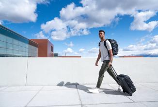 Produktbild Wandrd Transit Carry On Roller Bag (40 l)