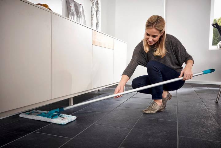 Produktbild Leifheit Bodenwischer Profi XL micro duo mit Aluminiumstiel (1 Stk.)