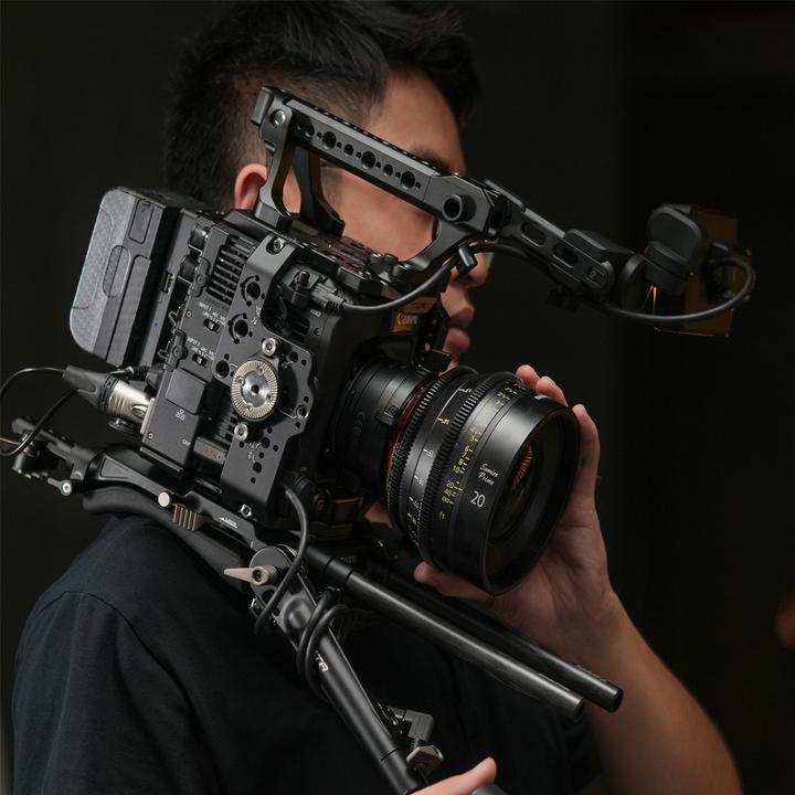 Image du produit Tilta Quick Release Shoulder Pad Baseplate for Canon C400