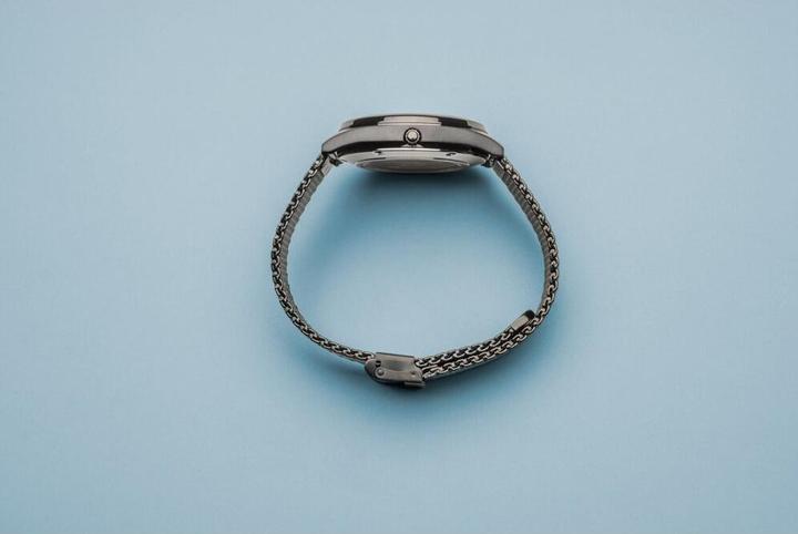 Produktbild Bering Milanaise Armbanduhr (Analoguhr, 43 mm)