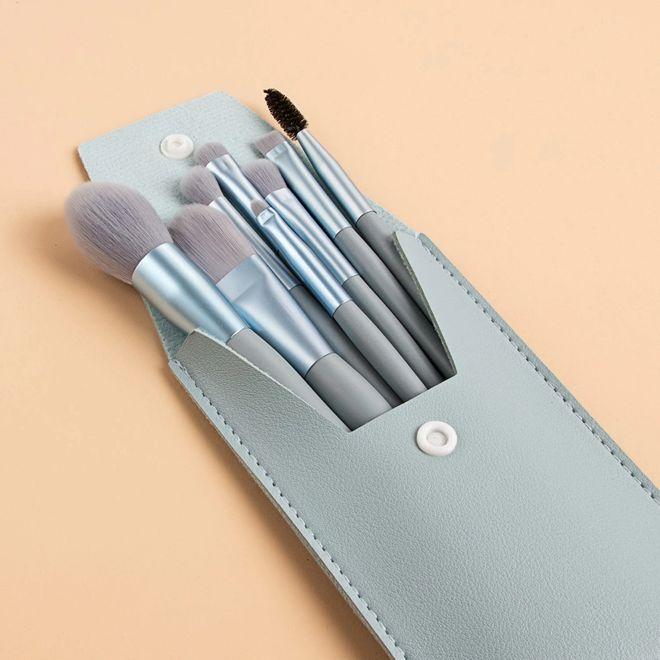 Produktbild MU Style Schminkpinsel mit Etui (Set)