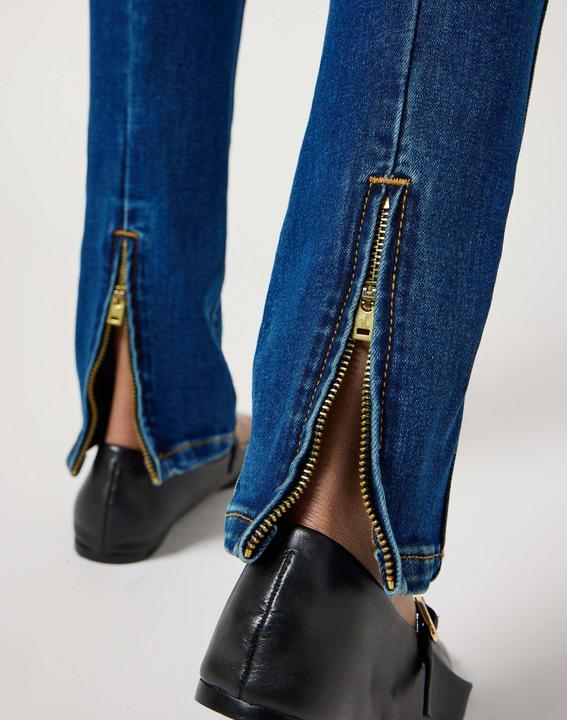 Actual product image Wrangler Jeans Spat Jean (31)