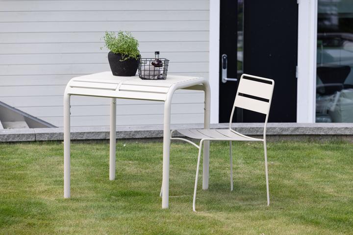 Actual product image Venture Home Garden Table Borneo (70 cm)
