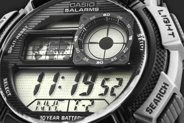 Produktbild Casio Illuminator (Digitaluhr, 44 mm)