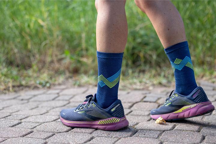 Actual product image Injinji Run Lightweight Crew (37 - 40)